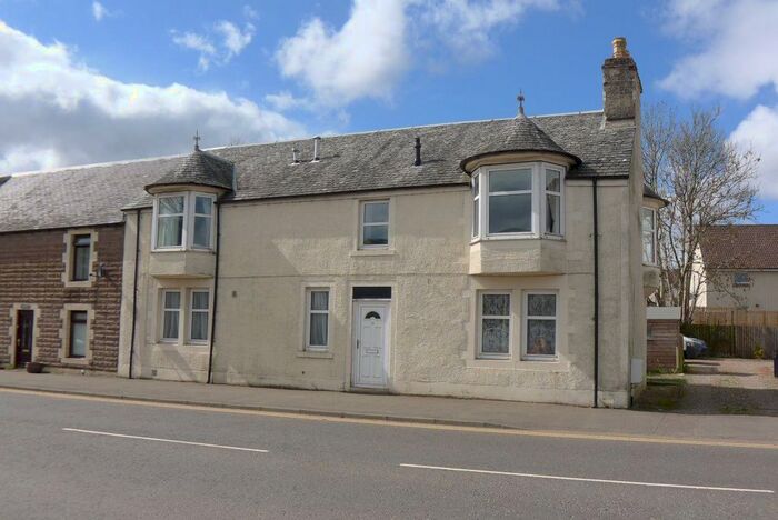 2 Bedroom Flat To Rent In Gallowhill, Crieff, Perthshire, PH7