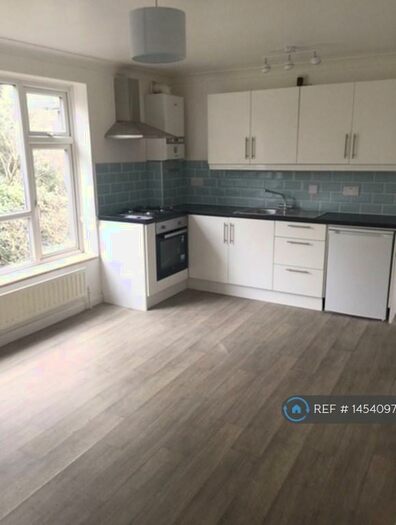 1 Bedroom Flat To Rent In Lubbock Road, Chislehurst, BR7