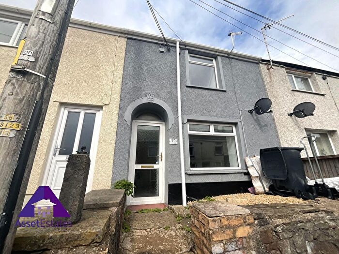 2 Bedroom Terraced House To Rent In Garn Cross, Nantyglo, Ebbw Vale, NP23