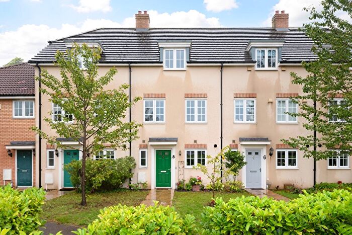 3 Bedroom Town House For Sale In Villiers Road, Canterbury, CT1