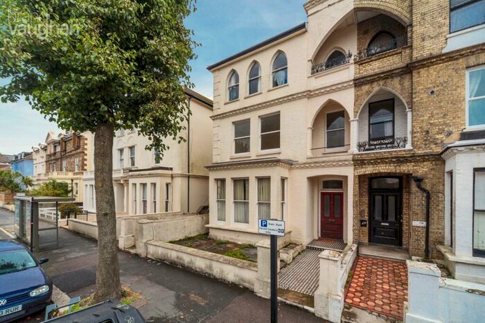 1 Bedroom Flat To Rent In Sackville Road, Hove, East Sussex, BN3