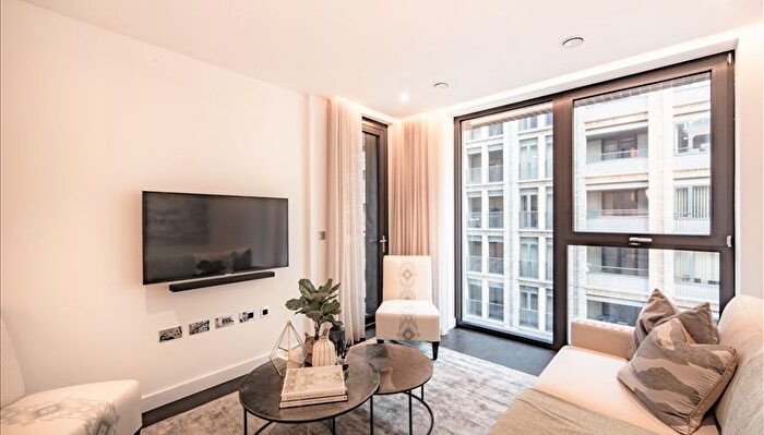 2 Bedroom Flat To Rent In Charles Clowes Walk, London, SW11