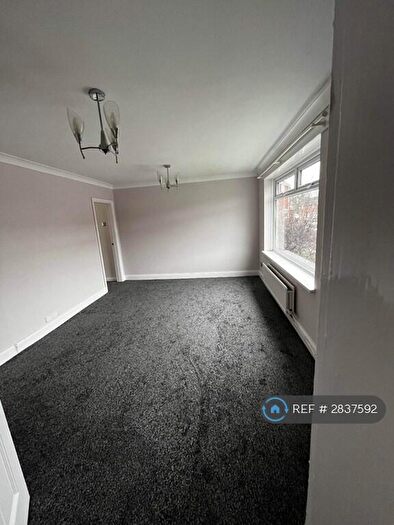 4 Bedroom Semi-Detached House To Rent In South Lea, Durham, DH7