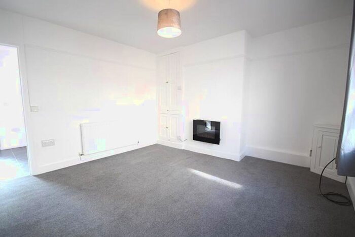 3 Bedroom Property To Rent In Portland Road, Aberystwyth, SY23