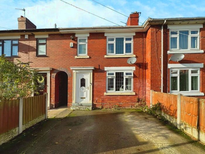 3 Bedroom Terraced House To Rent In Friars Place, Stoke-on-Trent, Staffordshire, ST2