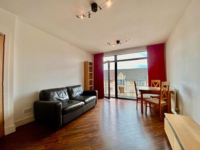 1 Bedroom Flat To Rent In Hopetoun Street, Edinburgh, EH7
