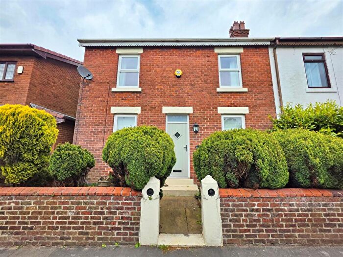 2 Bedroom Semi-Detached House To Rent In Staining Road, Staining, FY3