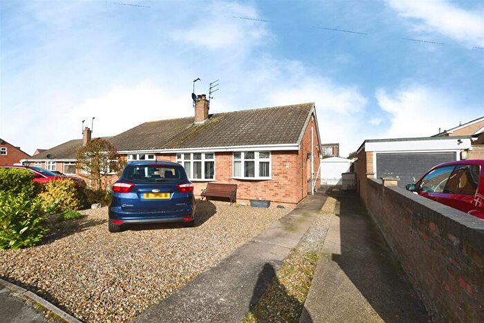 2 Bedroom Semi-Detached Bungalow For Sale In Goldy Wood Avenue, Skirlaugh, HU11