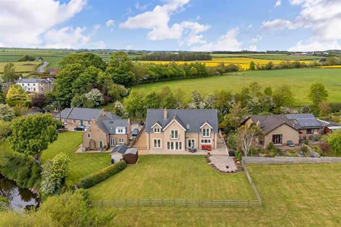 4 Bedroom Detached House For Sale In Oaklands, Clifton Hill, Ednam, TD5