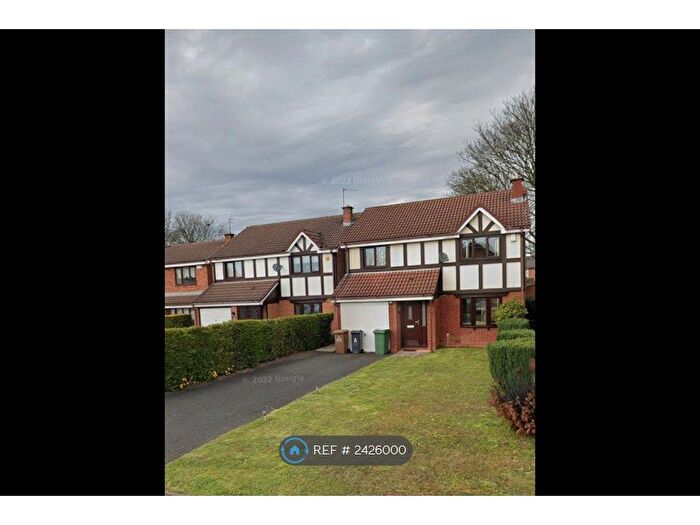 4 Bedroom Detached House To Rent In Lime Tree Road, Walsall, WS5