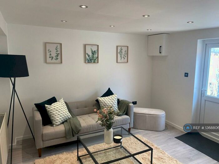 4 Bedroom Terraced House To Rent In Maria Street, Harwich, CO12