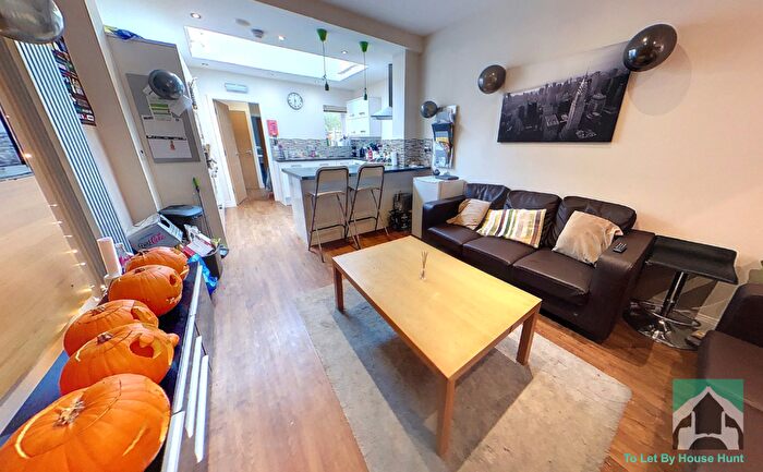 6 Bedroom Terraced House To Rent In Exeter Road, Birmingham, B29