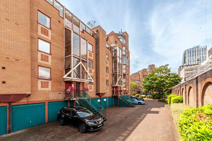 1 Bedroom Flat To Rent In Wapping, London, E1W