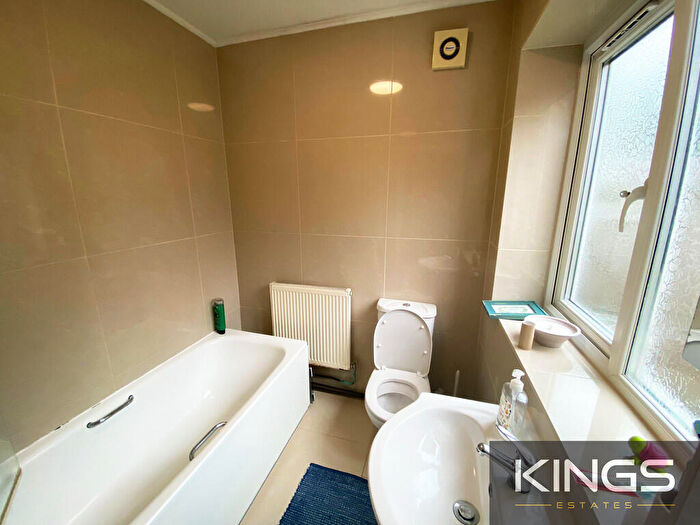 6 Bedroom Semi-Detached House To Rent In Lawn Road, Southampton, SO17