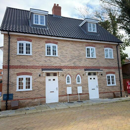3 Bedroom Semi-Detached House For Sale In Abbots Gate, Laundry Lane, Bury St Edmunds, Suffolk, IP33