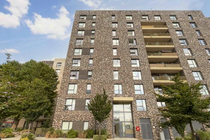 2 Bedroom Flat To Rent In Stanley Road, London, W3