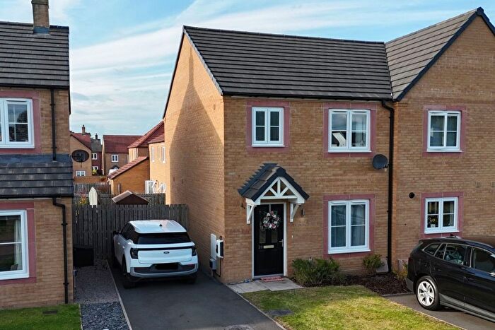 3 Bedroom Semi-Detached House For Sale In Axson Drive, Carlisle, CA1