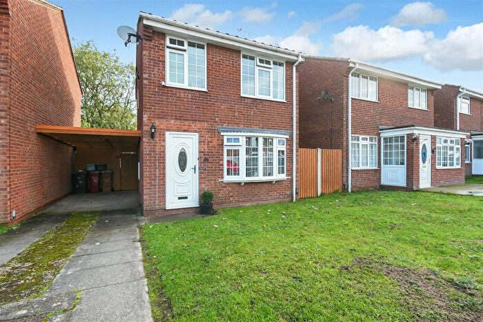 3 Bedroom Detached House For Sale In Hilton Avenue, Scunthorpe, DN15