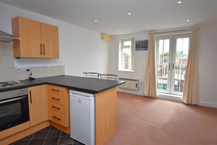 1 Bedroom Flat To Rent In Livingstone Street, York, YO26