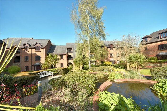 1 Bedroom Apartment To Rent In Dolphin Court, Kingsmead Road, High Wycombe, Buckinghamshire, HP11