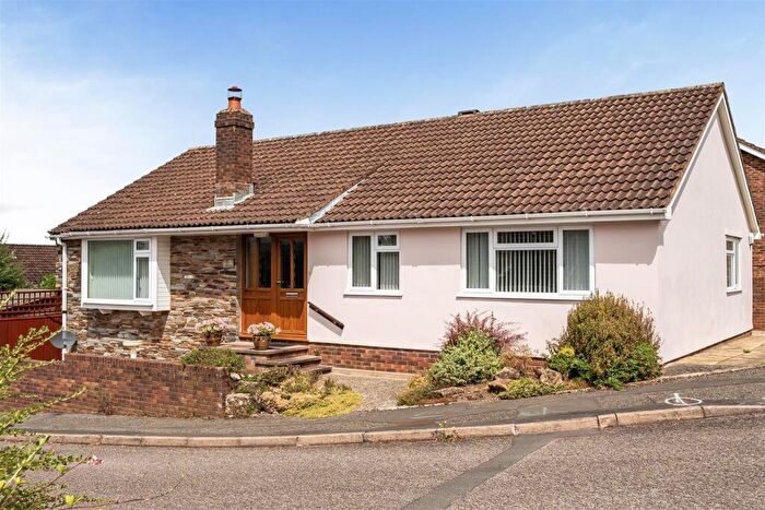 3 Bedroom Bungalow For Sale In Balfour Close, Honiton, EX14
