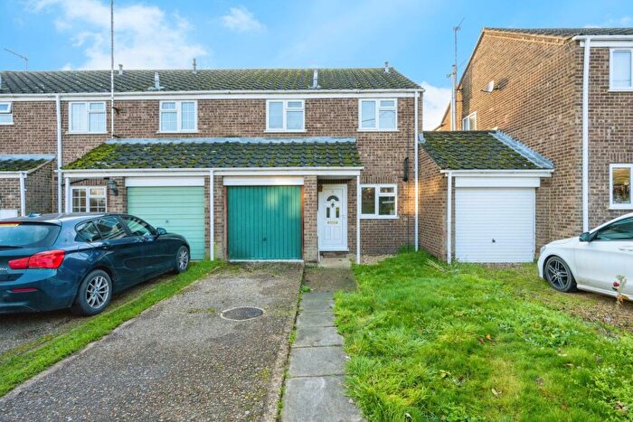 3 Bedroom End Of Terrace House For Sale In Hornes End Road, Flitwick, Bedford, Bedfordshire, MK45