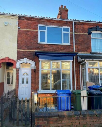 3 Bedroom Terraced House To Rent In Brereton Avenue, Cleethorpes, DN35