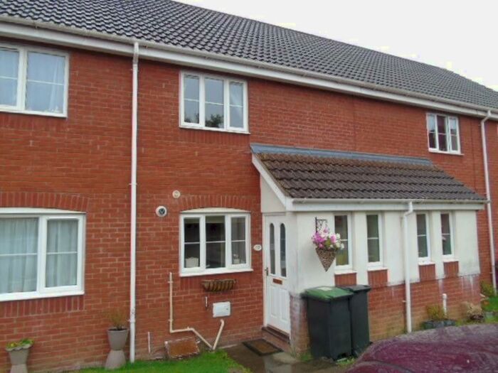 2 Bedroom Terraced House To Rent In Swan Close, Stowmarket, IP14