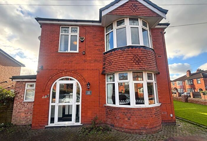 5 Bedroom Detached House For Sale In Granby Road, Stretford, M32