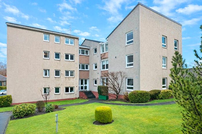 3 Bedroom Flat To Rent In East Court, Ravelston House Park, Ravelston, Edinburgh, EH4