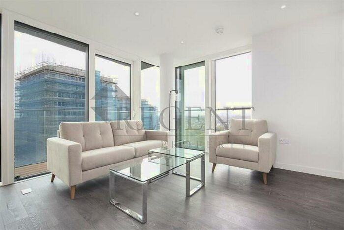 1 Bedroom Apartment To Rent In Skylark Point, Woodberry Downs, N4