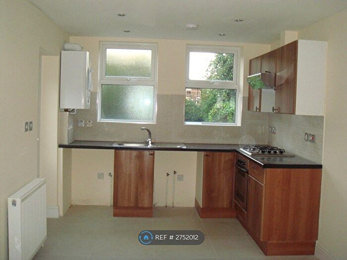 1 Bedroom Flat To Rent In Sunny Bank, London, SE25