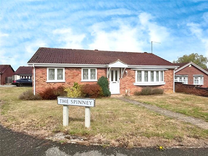 3 Bedroom Bungalow For Sale In The Spinney, Winslow, Buckingham, MK18