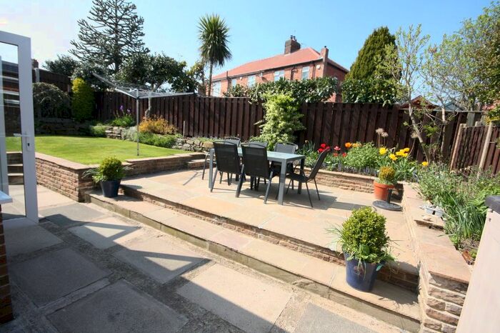 2 Bedroom Bungalow For Sale In West End Avenue, Guisborough, North Yorkshire, TS14