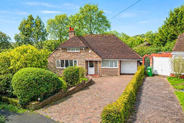 3 Bedroom Detached Bungalow For Sale In Oakwood Close, Hastings, TN34