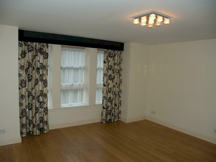 2 Bedroom Flat To Rent In Morningfield Mews, Aberdeen, AB15
