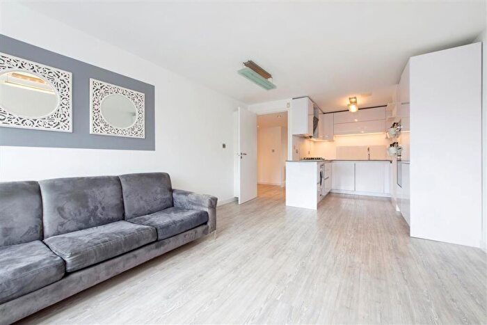 2 Bedroom Flat To Rent In Lisson Grove, Marylebone, NW1