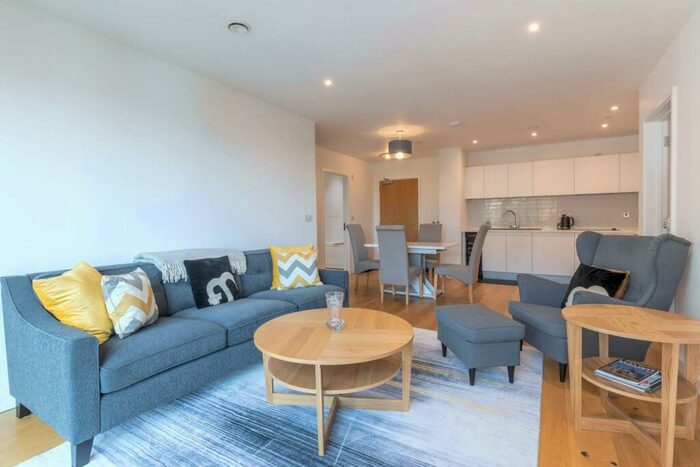 2 Bedroom Apartment To Rent In The Axium, Windmill Street, Birmingham, B1