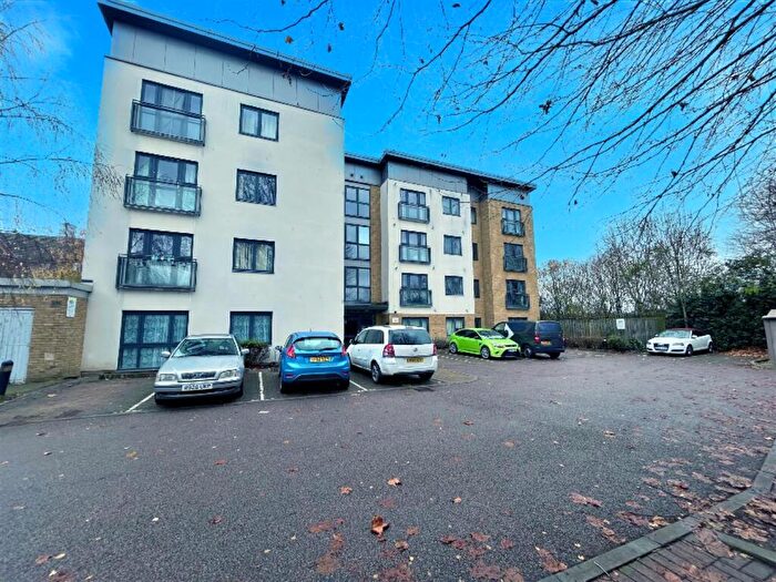 1 Bedroom Apartment To Rent In Stephenson Court, Crane Mead, Ware, SG12