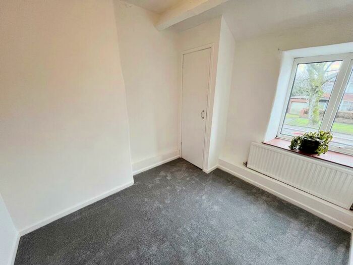 3 Bedroom Terraced House For Sale In Longsight, Harwood, BL2