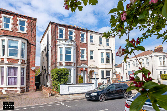 2 Bedroom Flat For Sale In St. Andrews Road, Southsea, PO5