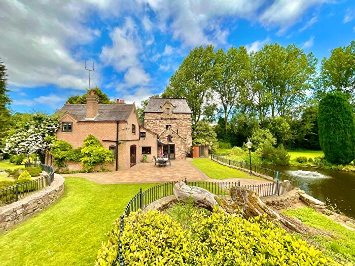 6 Bedroom Detached House For Sale In Hill Chorlton, Newcastle, ST5