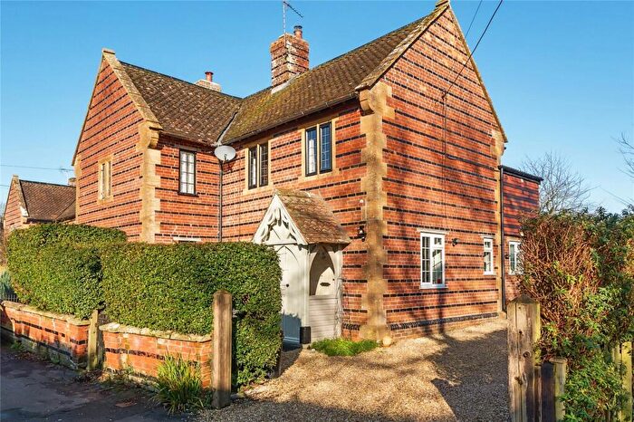 3 Bedroom End Of Terrace House For Sale In Lower Chilton, Chilton Cantelo, Somerset, BA22