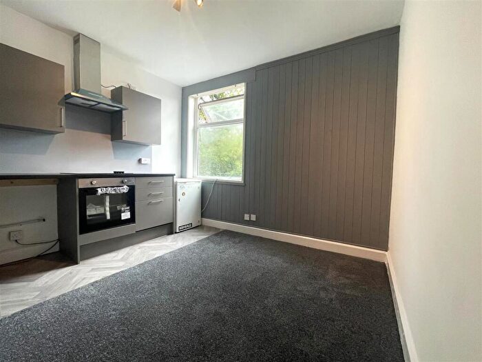 Studio To Rent In Severn Street, Leicester, LE2