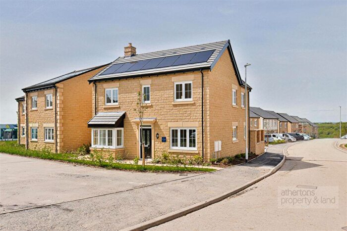 4 Bedroom Detached House For Sale In Meadow View Close, Worsthorne, Burnley, BB10