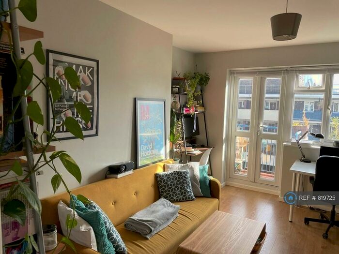 1 Bedroom Flat To Rent In Sylvia Court, London, N1