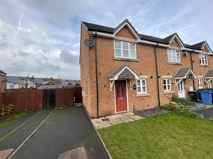 2 Bedroom Semi Detached House To Rent In Bessemer Drive, Mansfield, NG18