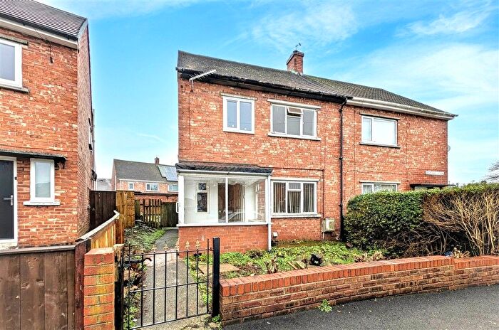 3 Bedroom Semi Detached House For Sale In Waverley Avenue, Bedlington, NE22