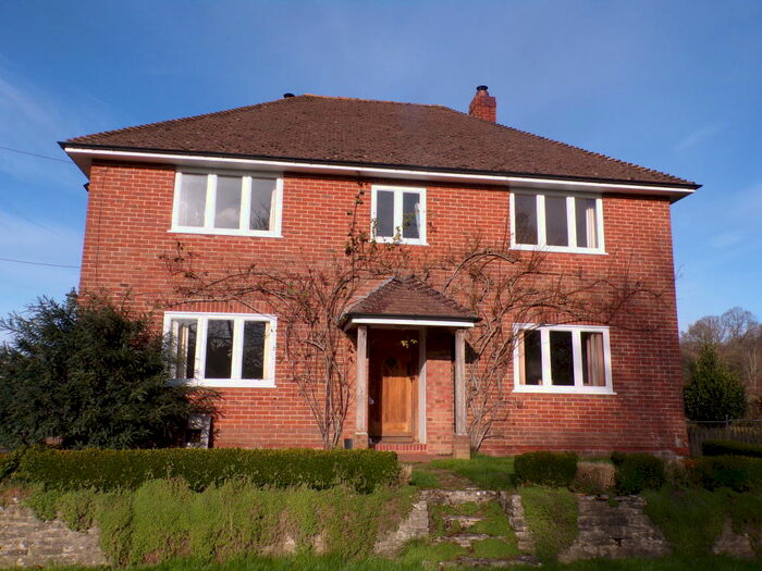 4 Bedroom Farm House To Rent In Verwood, BH31
