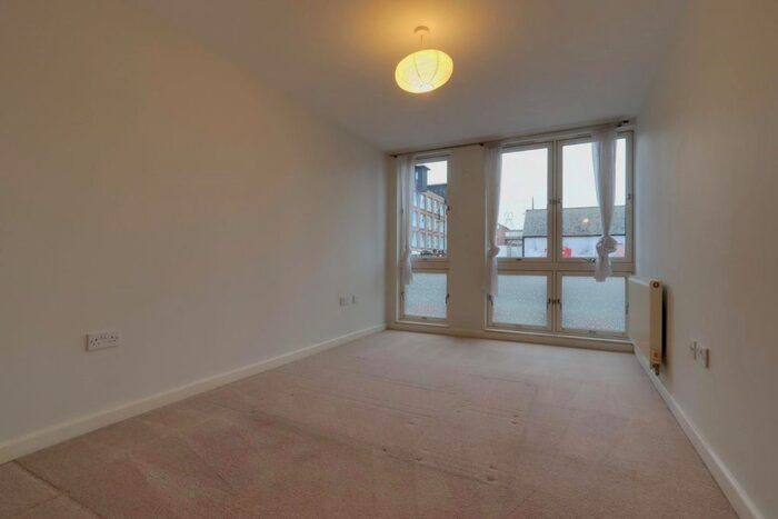 1 Bedroom Flat To Rent In Barge Arm, The Docks, Gloucester, GL1